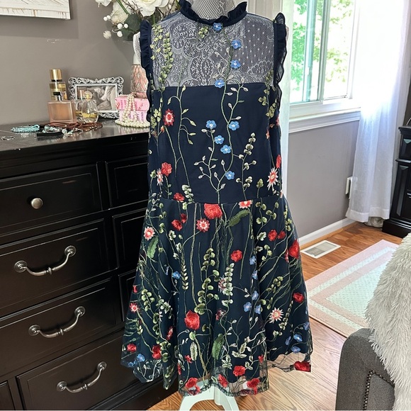 City Studio 16W Navy Mesh Floral Embroidered Fit & Flare Dress - Picture 2 of 16